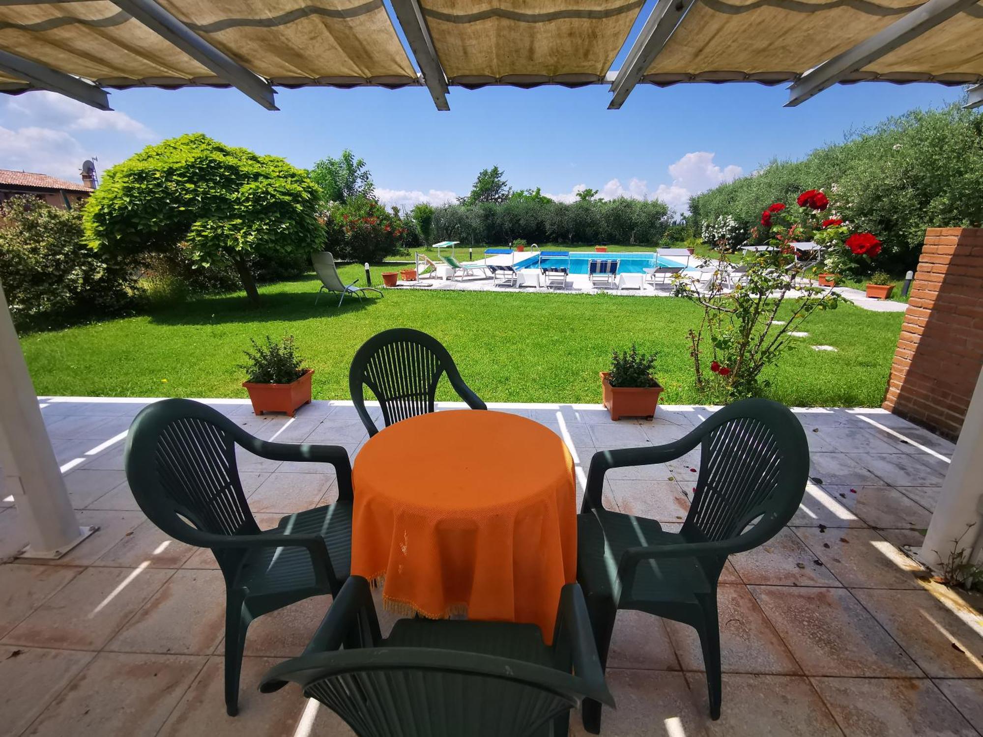 Casa Ghirlanda Con Piscina E Campo Da Tennis Лацизе Экстерьер фото