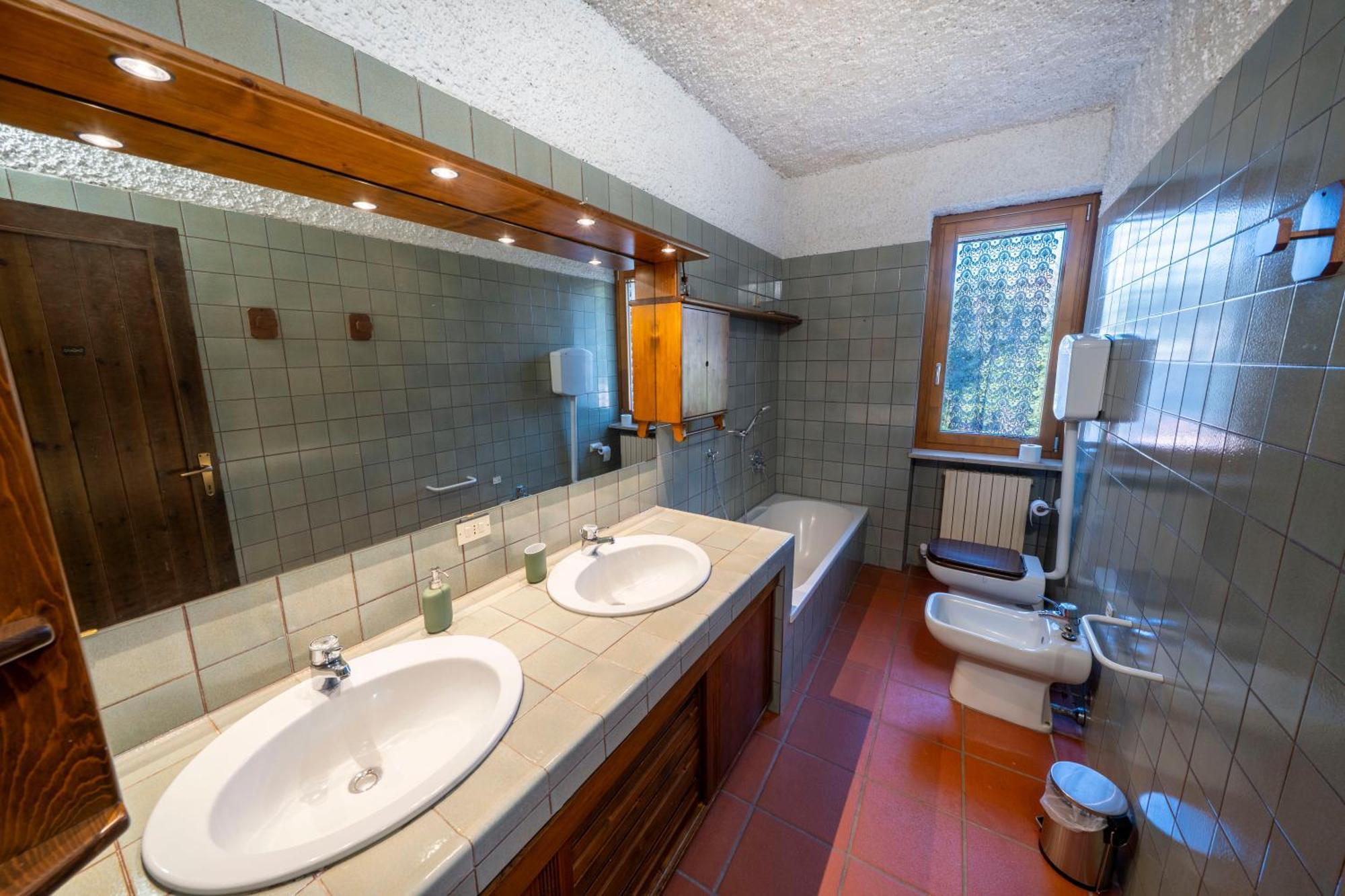 Casa Ghirlanda Con Piscina E Campo Da Tennis Лацизе Экстерьер фото